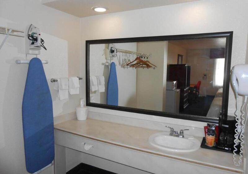 فندق Queens Inn Anaheim