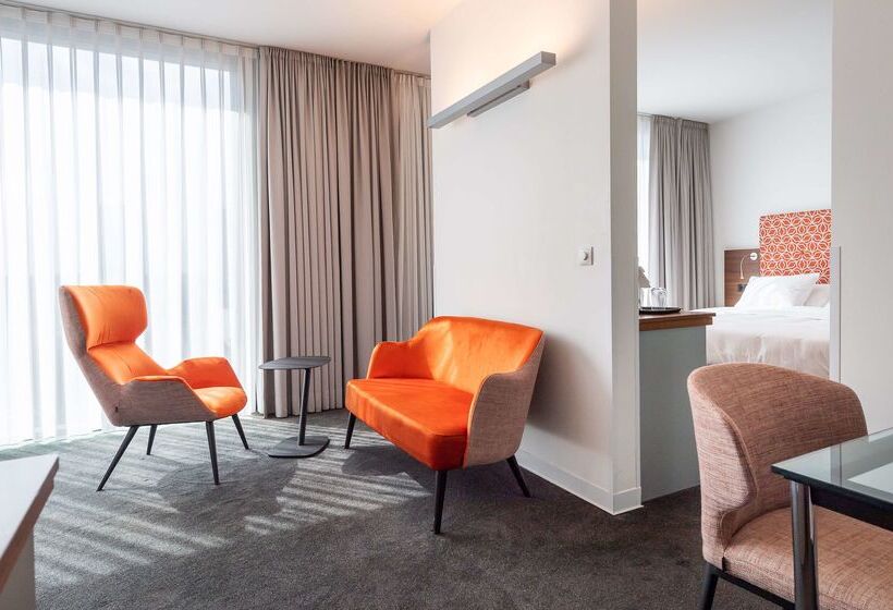 فندق Doubletree By Hilton Frankfurt Niederrad