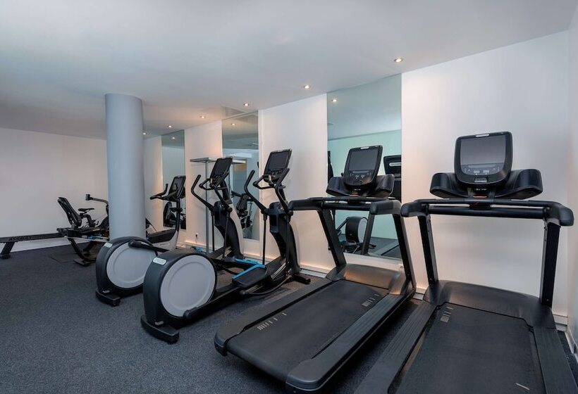 فندق Doubletree By Hilton Frankfurt Niederrad