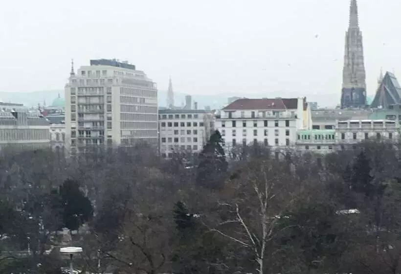 호텔 Goldene Spinne