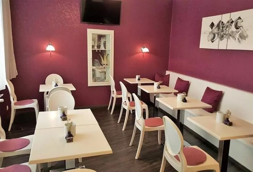 호텔 Goldene Spinne