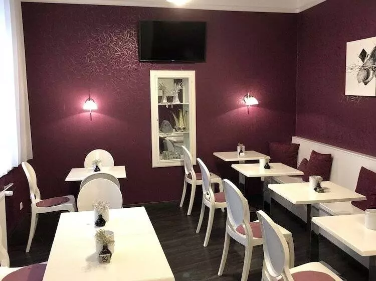 호텔 Goldene Spinne