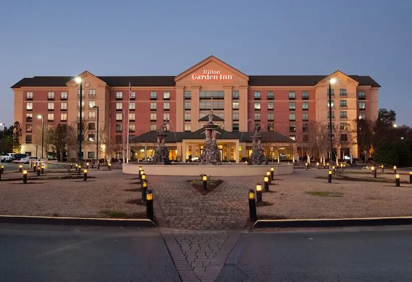 هتل Hilton Garden Inn Atlanta Airport/millenium Center