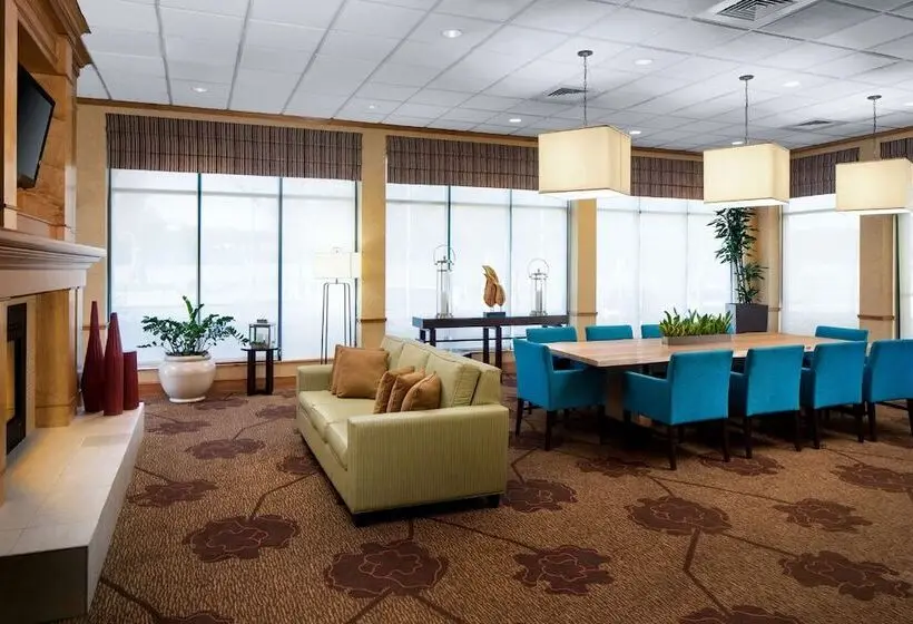 هتل Hilton Garden Inn Atlanta Airport/millenium Center