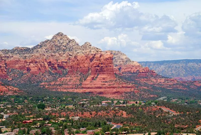 هتل Holiday Inn Express Sedona   Oak Creek, An Ihg