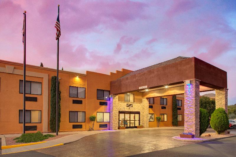 Отель Holiday Inn Express Sedona   Oak Creek, An Ihg