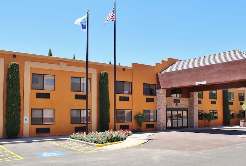 Отель Holiday Inn Express Sedona   Oak Creek, An Ihg