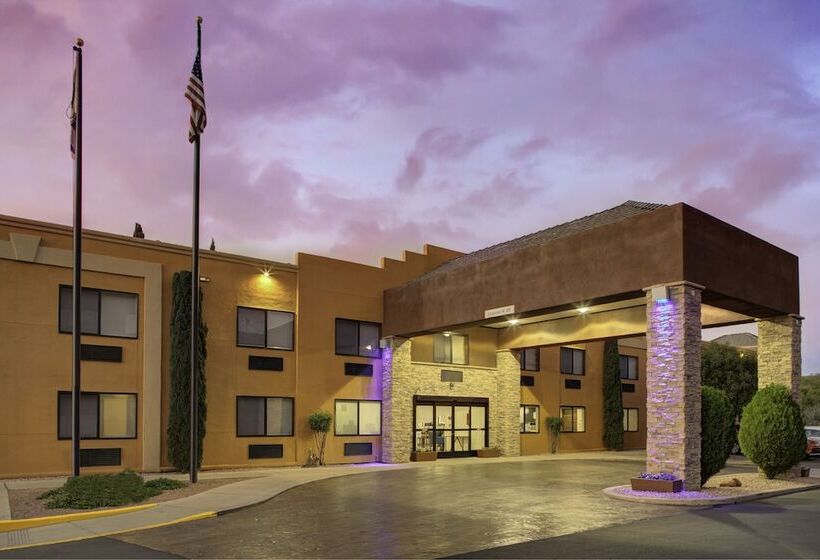 Отель Holiday Inn Express Sedona   Oak Creek, An Ihg