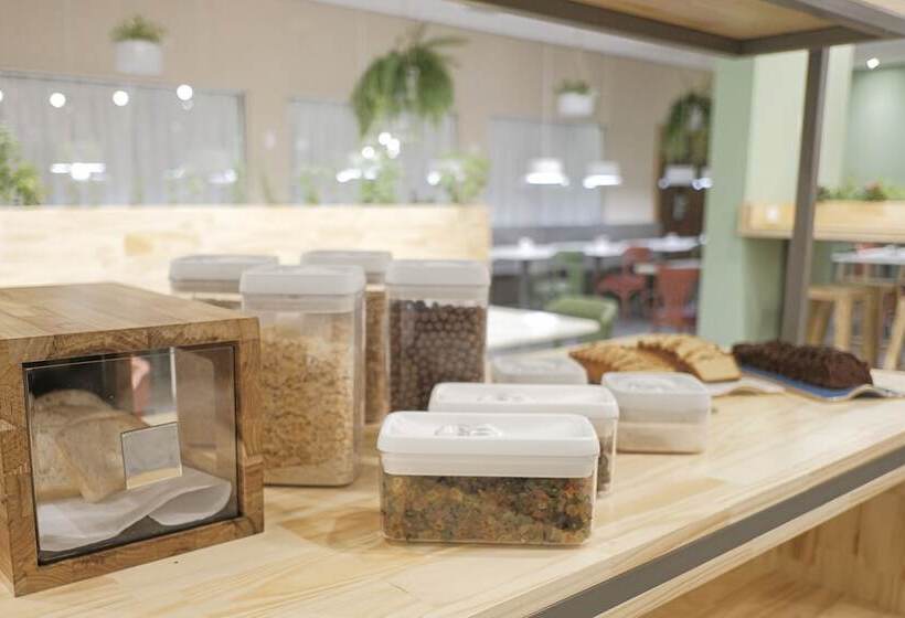 Отель Nacional Inn Curitiba Santa Felicidade