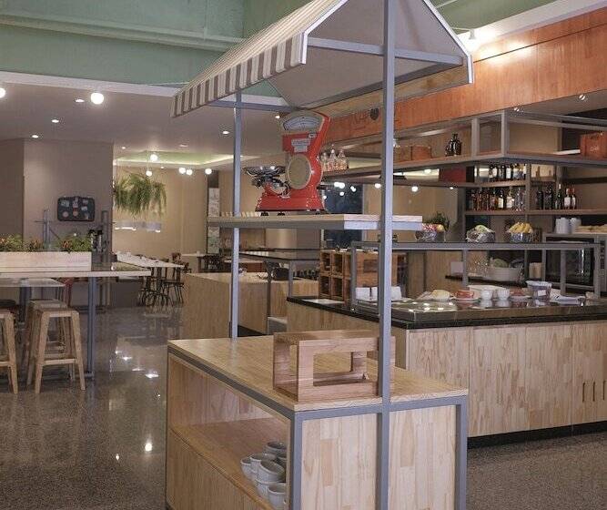 Отель Nacional Inn Curitiba Santa Felicidade