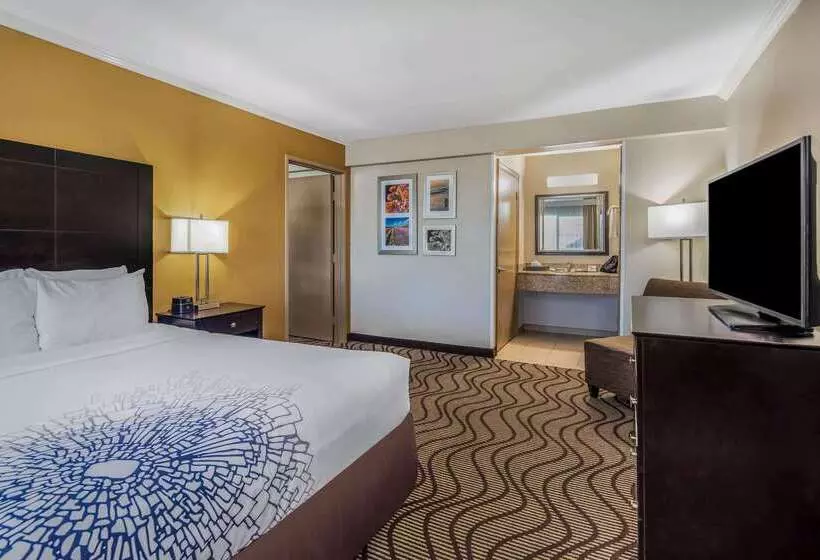 酒店 La Quinta By Wyndham Carlsbad Legoland Area