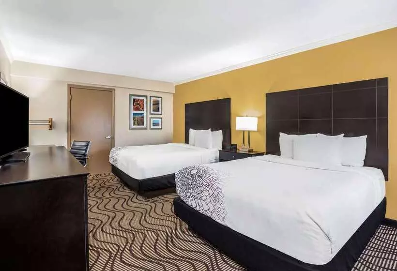 酒店 La Quinta By Wyndham Carlsbad Legoland Area