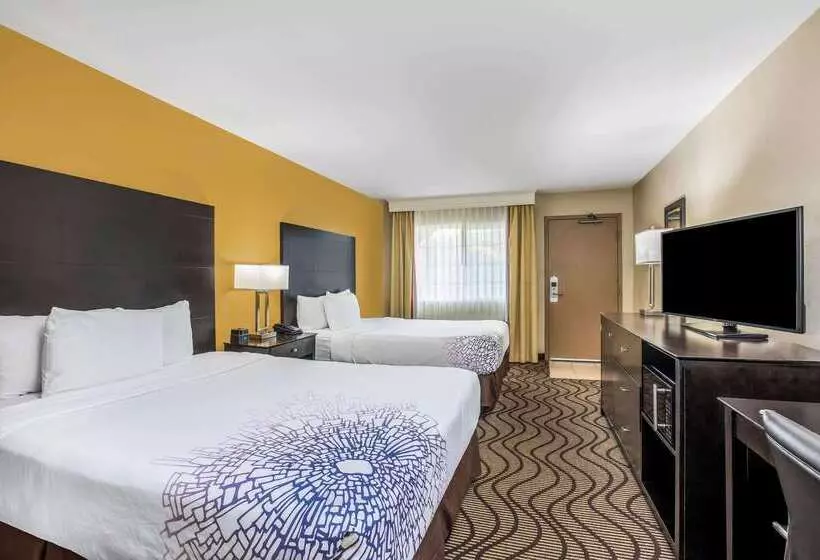 酒店 La Quinta By Wyndham Carlsbad Legoland Area