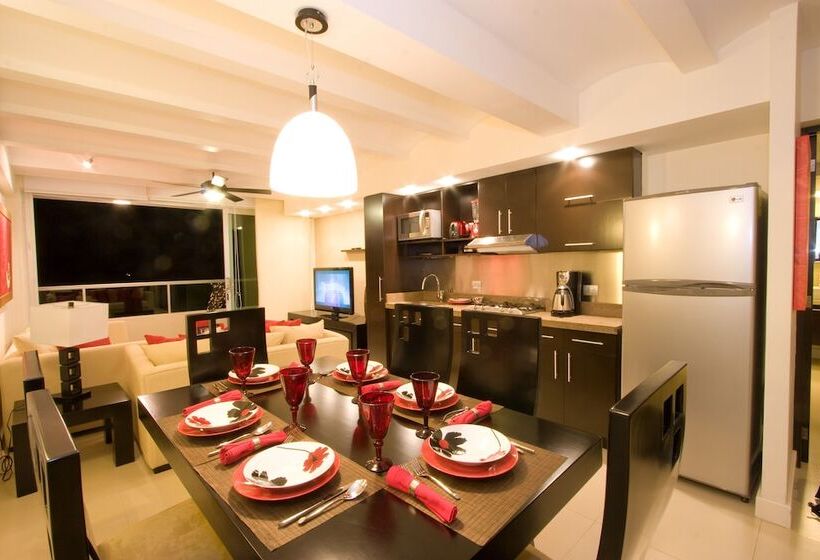 Las Flores Beach Resort