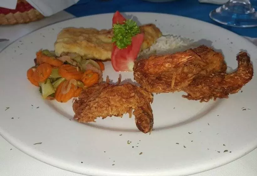 Las Flores Beach Resort