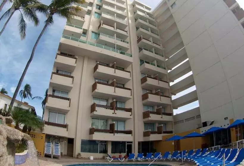 Las Flores Beach Resort