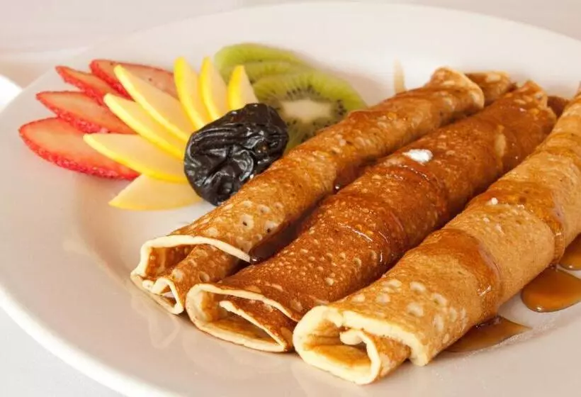 Las Flores Beach Resort