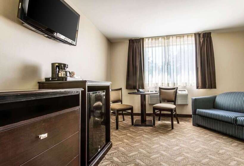 בית מלון כפרי Quality Inn   Niagara Falls Blvd