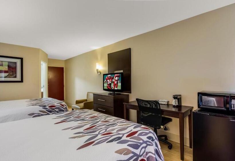 בית מלון כפרי Red Roof Inn Nashville Music City