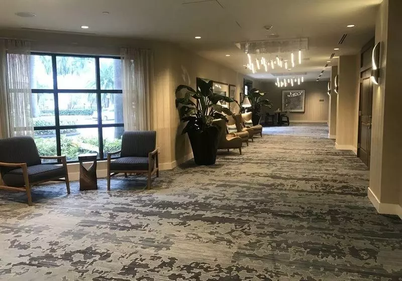 فندق Renaissance Fort Lauderdale Cruise Port