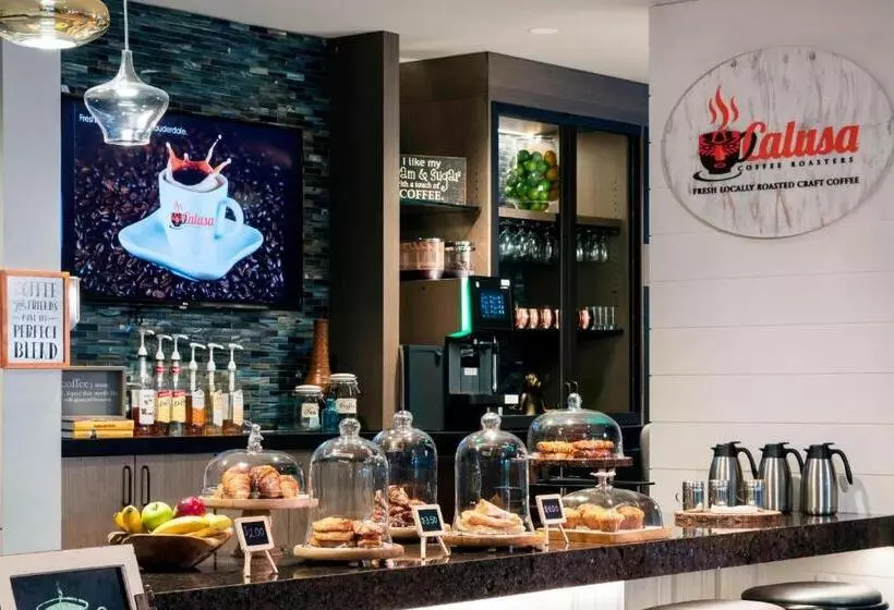 فندق Renaissance Fort Lauderdale Cruise Port