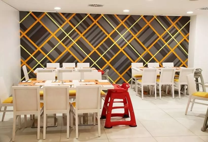 호텔 Victoria Menorca +16   New Opening