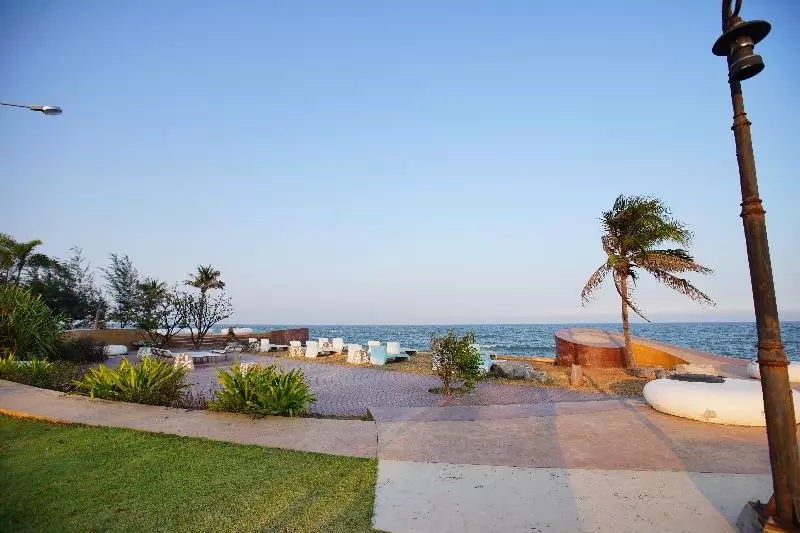 Отель Tanaosri Resort Pranburi