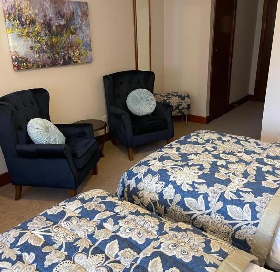 호텔 The Auld Kirk