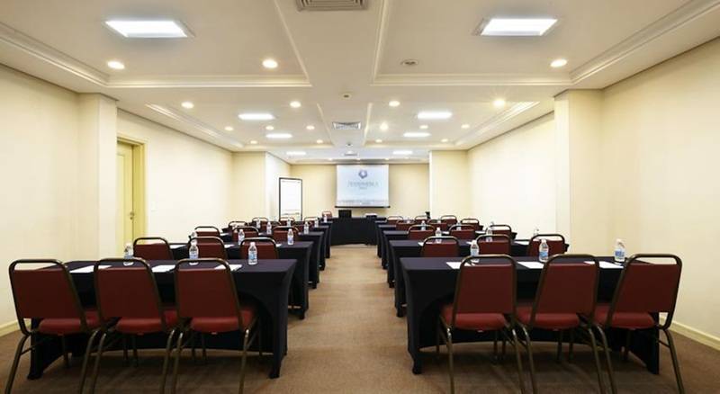 בית מלון כפרי Transamerica Executive Curitiba Batel