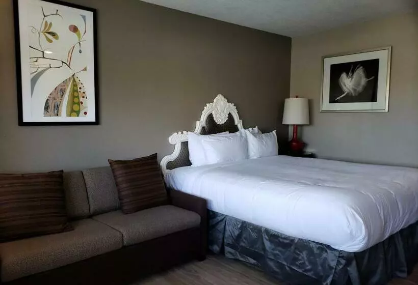 هتل Yakima Valley Inn