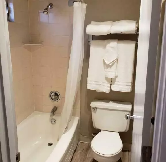 هتل Yakima Valley Inn