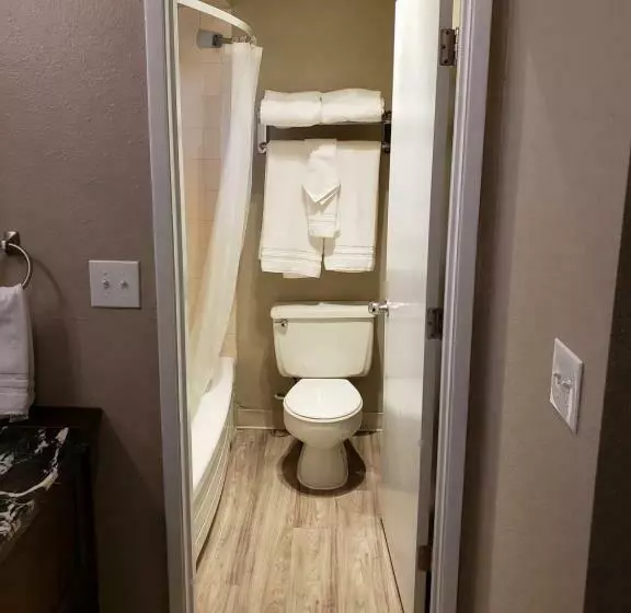 هتل Yakima Valley Inn