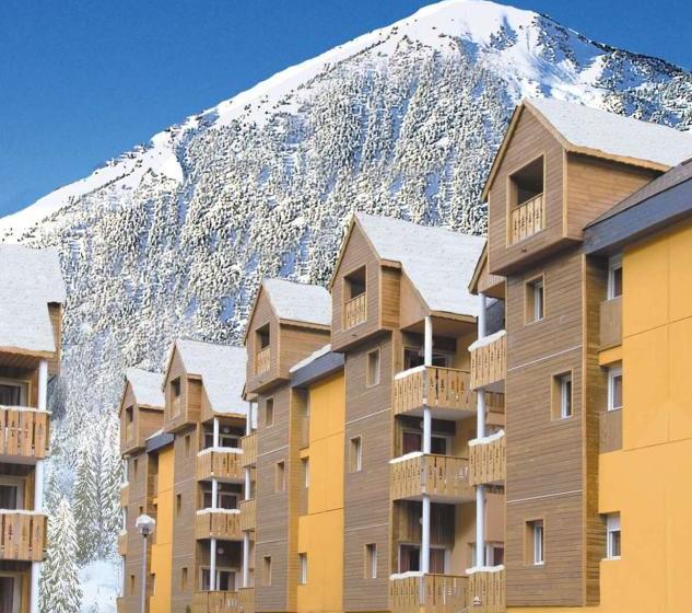 Lagrange Vacances Le Domaine Des 100 Lacs