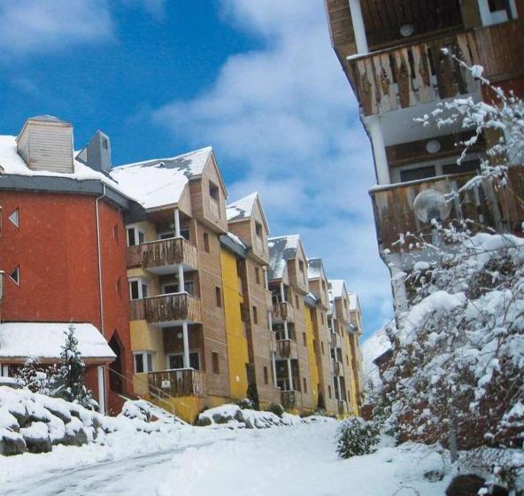 Lagrange Vacances Le Domaine Des 100 Lacs