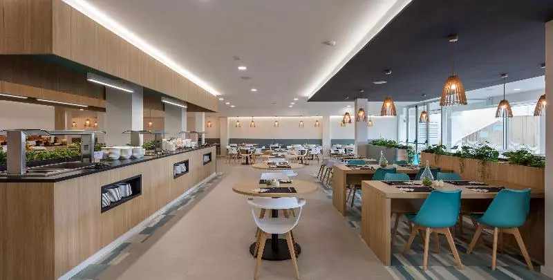 Ohasis Boutique Suites