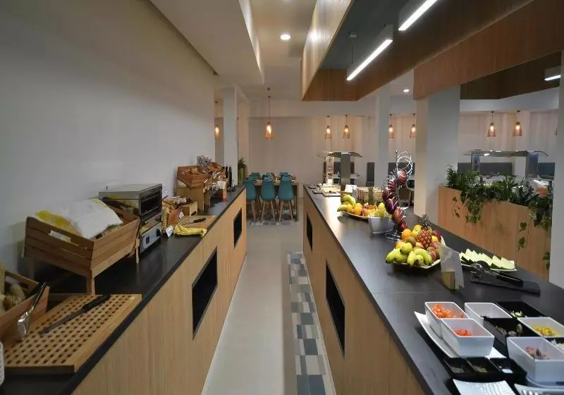 Ohasis Boutique Suites