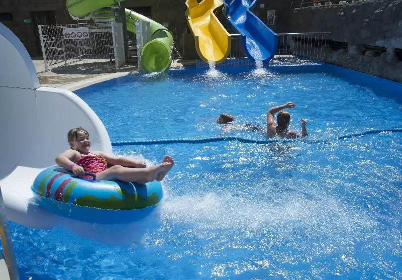 Rosamar Garden Resort