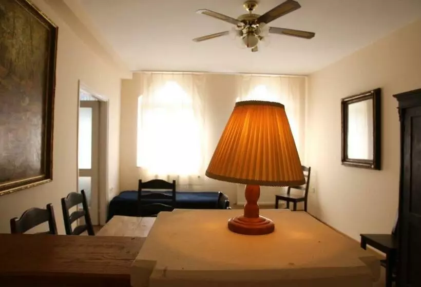 Aamiaismajoitus (B&B) Pm Fogadó