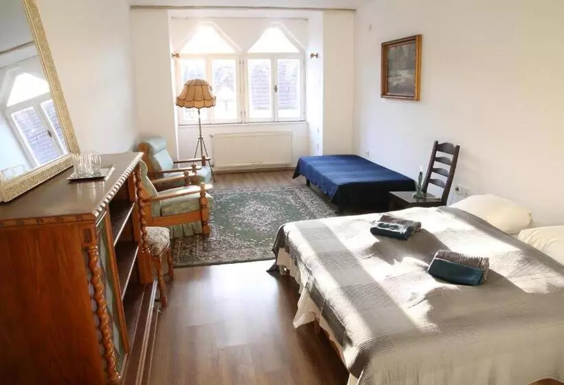 Aamiaismajoitus (B&B) Pm Fogadó