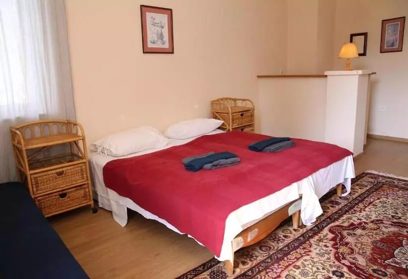 Aamiaismajoitus (B&B) Pm Fogadó