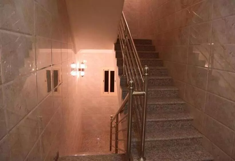 هتل الفهد الذهبى للشقق المفروشه