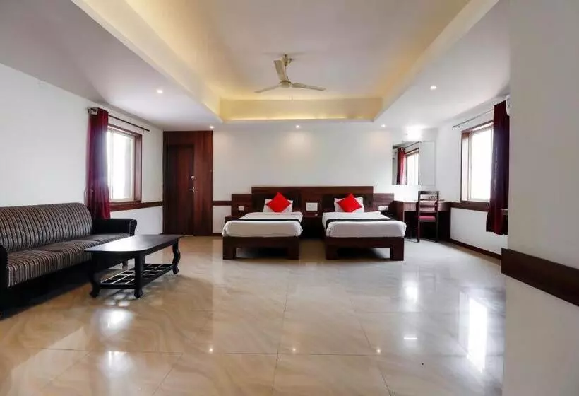 Hotelli Capital O Sai Arya Residency