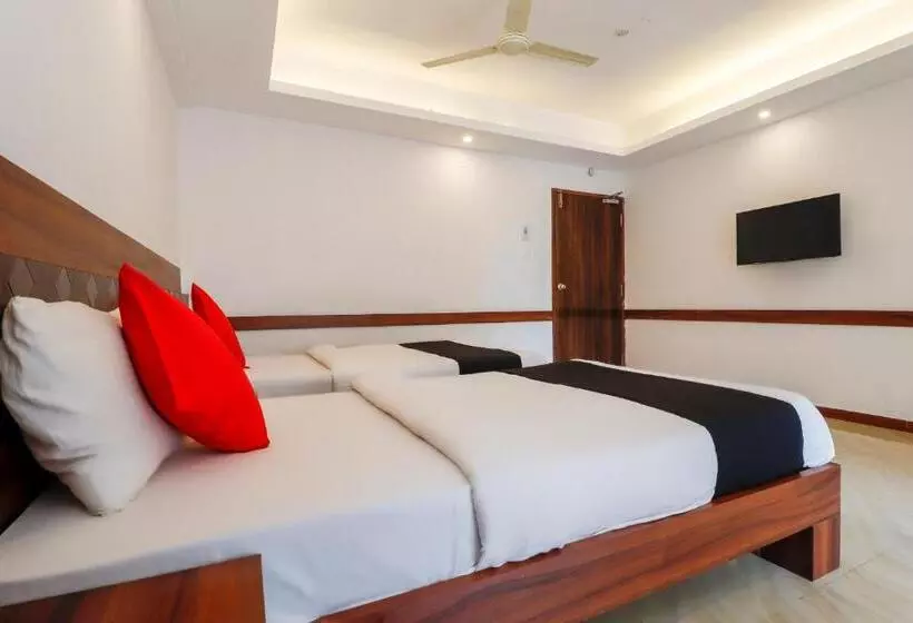 Hotelli Capital O Sai Arya Residency