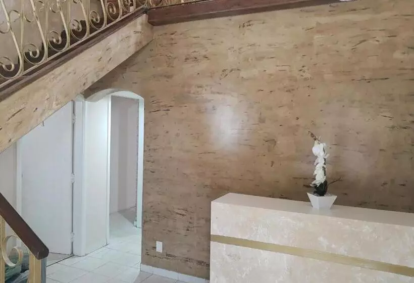 Hotelli Castelinho De Sorocaba