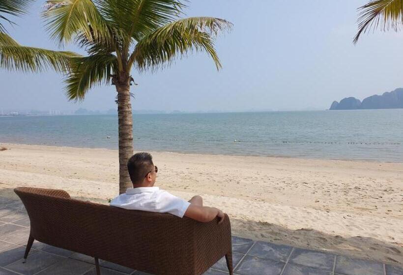 هتل Golden Palm Halong