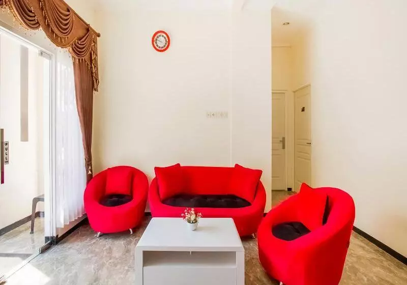 Hotel Oyo 2771 D Soetta