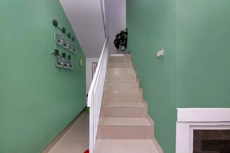 ホテル Oyo 2808 D Residence Syariah