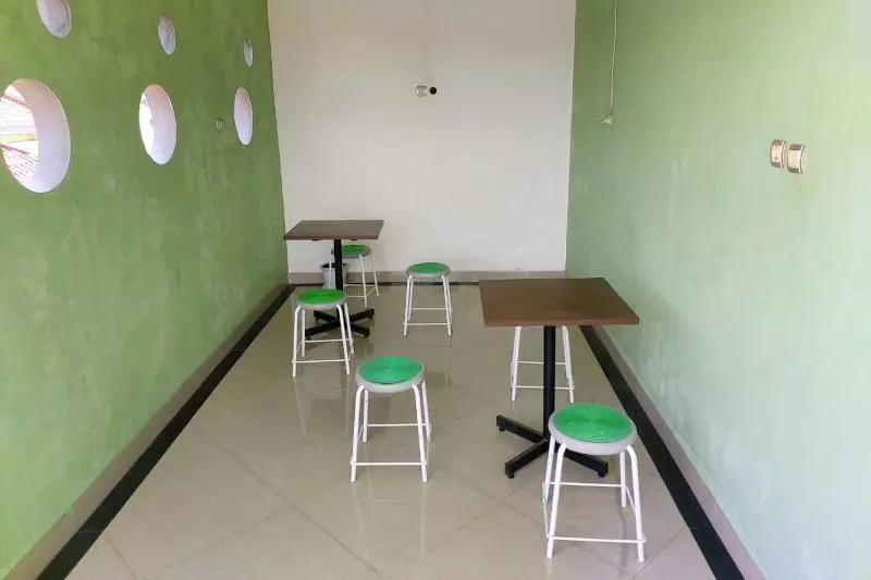 ホテル Oyo 2808 D Residence Syariah