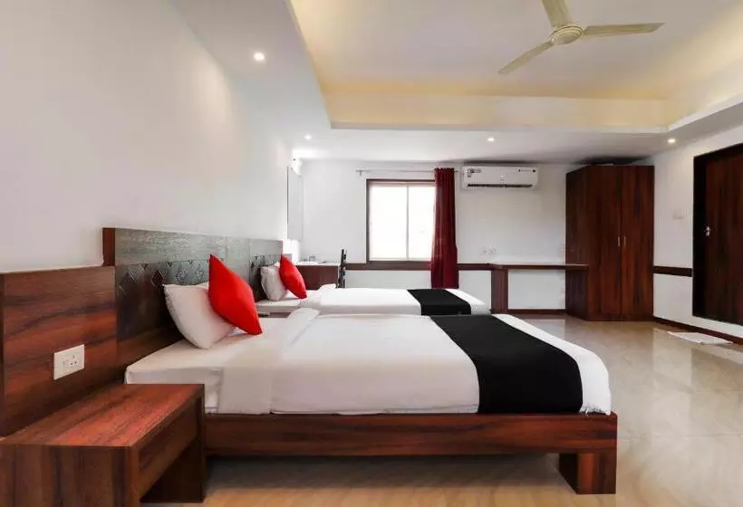 Hotelli Capital O Sai Arya Residency