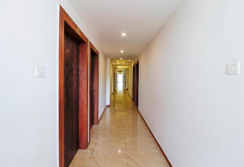 בית מלון כפרי Capital O Sai Arya Residency